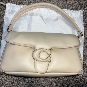 Coach Pillow Tabby 26